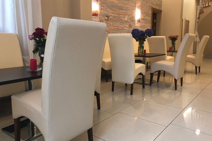 Dining Photos