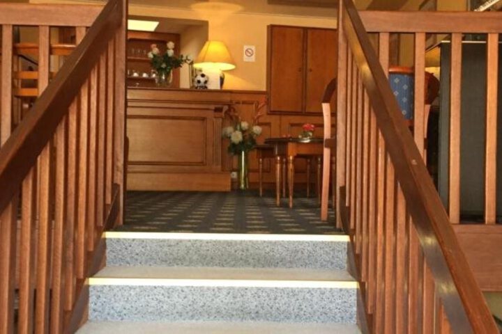 Photo 12