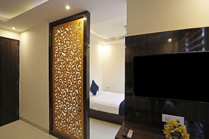 Room 43 of 84