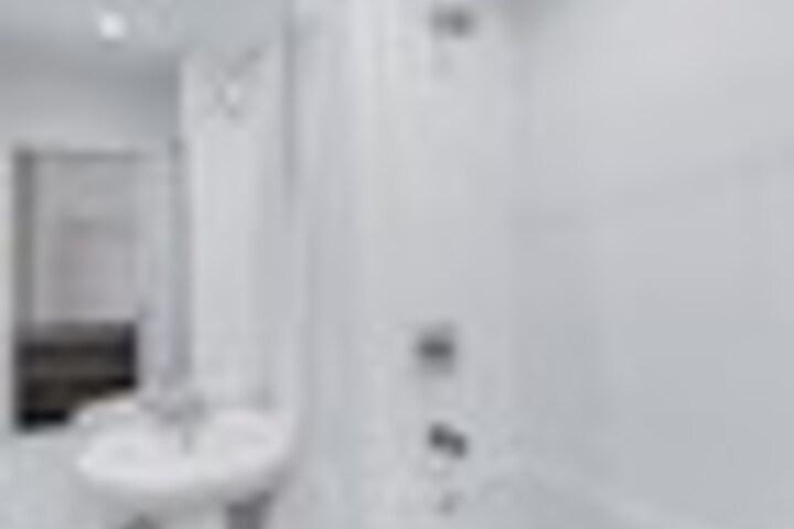 Room 281 of 516