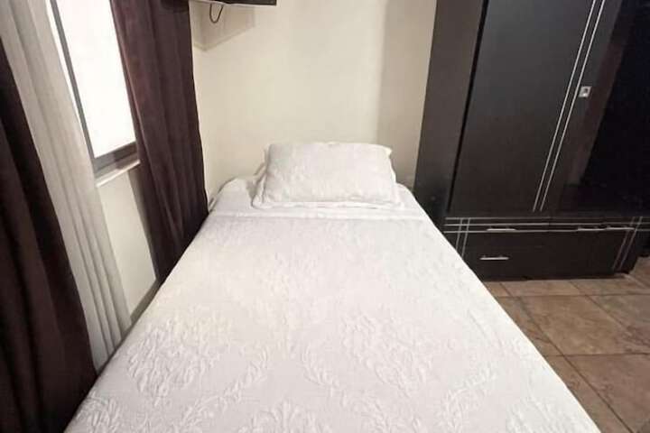 Room 11 of 29