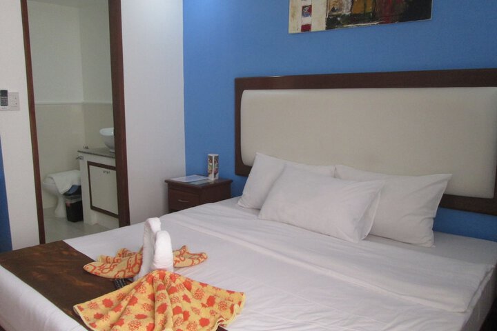 Room 12 of 47