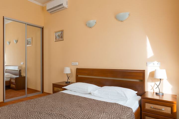 Room 25 of 91