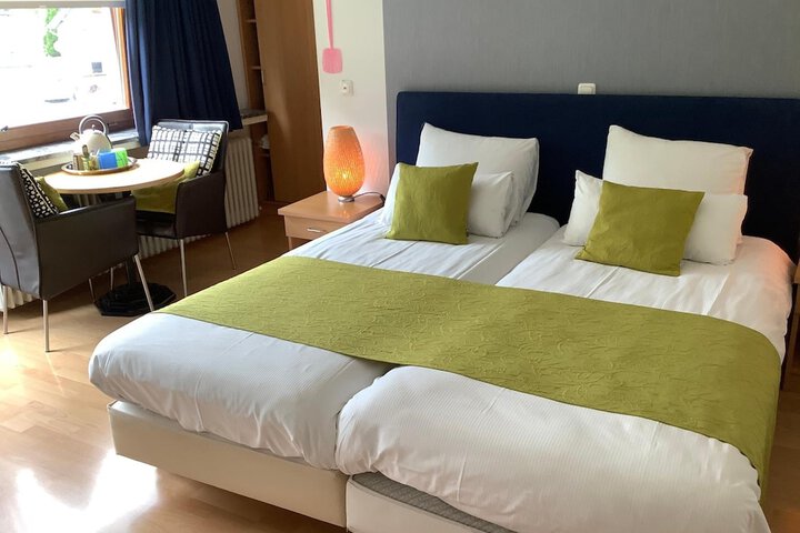 Room 21 of 60