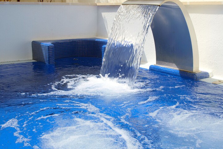 Pool 38 of 53