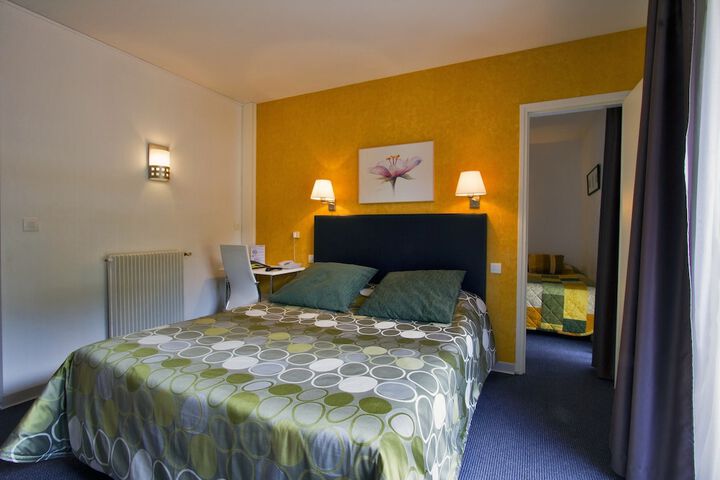 Room 17 of 70