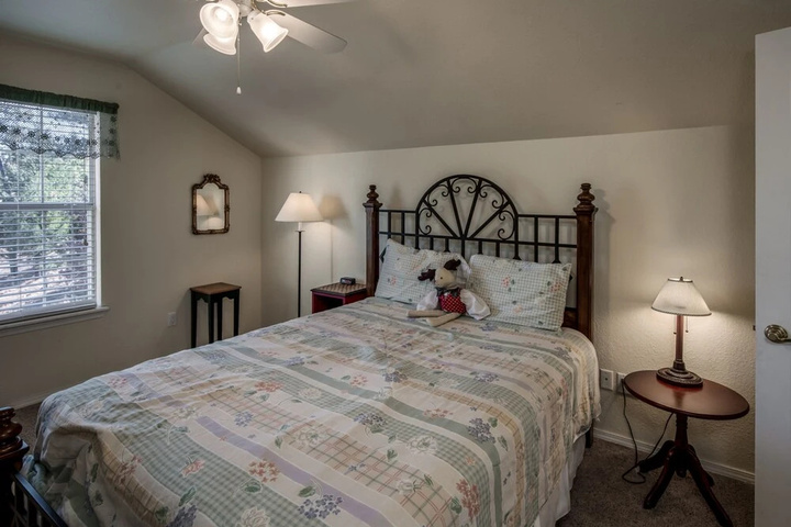 Room 2 of 19