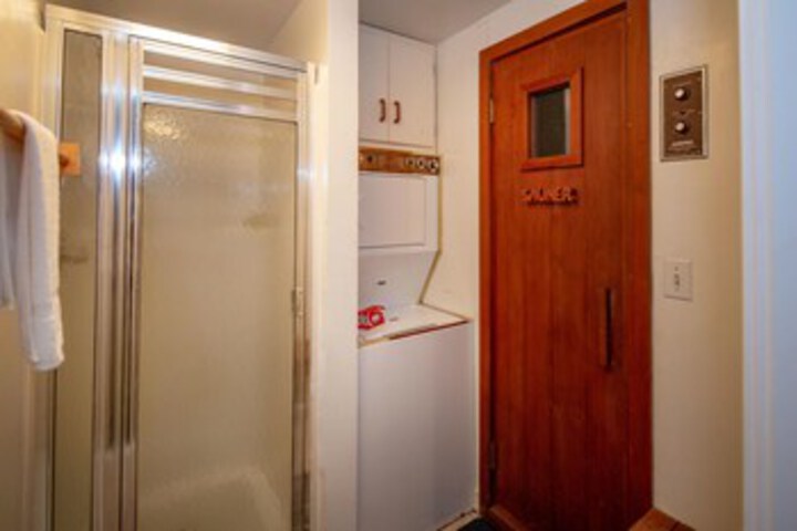 Room 24 of 26