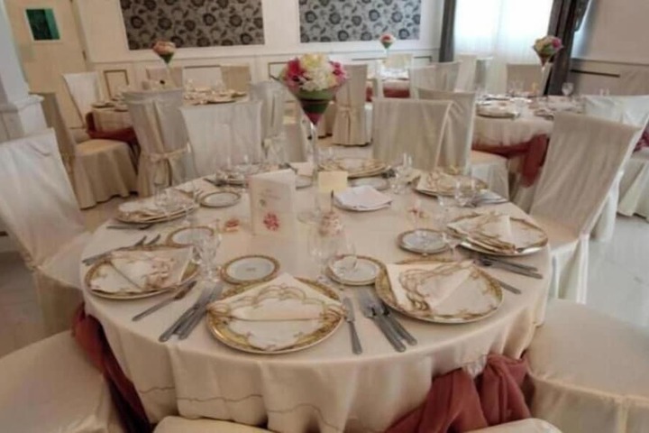Dining Photos