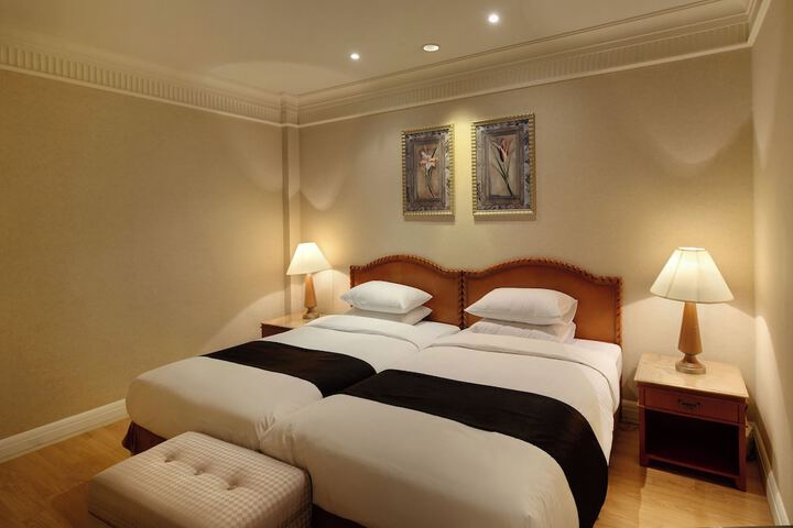 Room 20 of 79