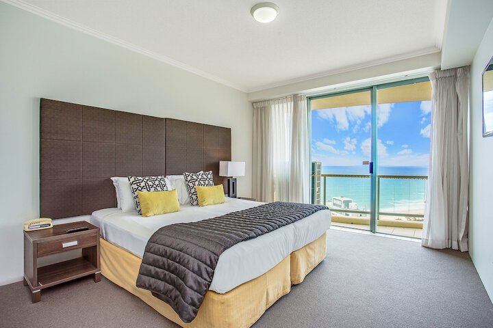 Room 4 of 55