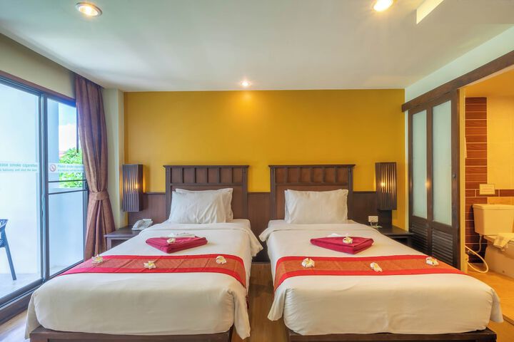 Room 26 of 120