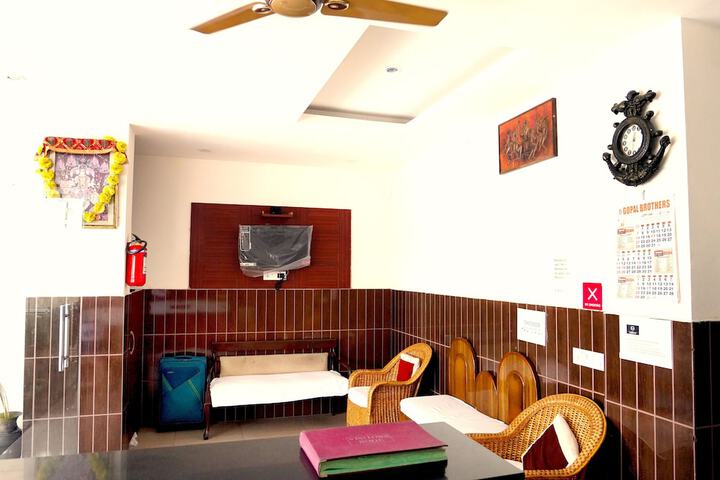 Hotel Interior 3 of 16