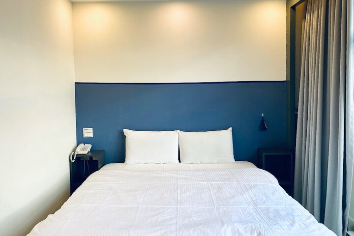 Room 7 of 31