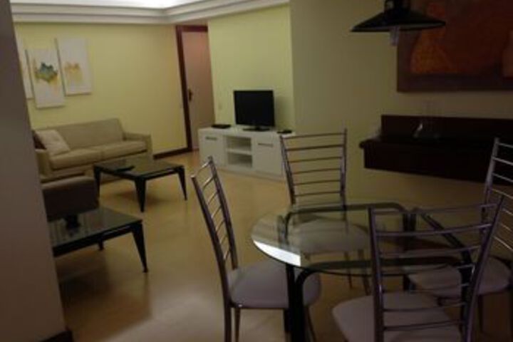 Room 5 of 12