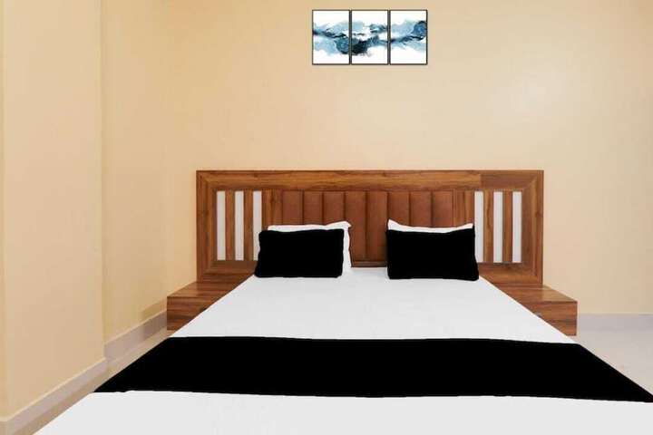 Room 5 of 19