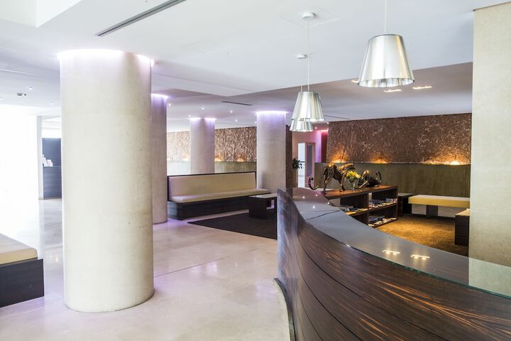 Hotel 2 of 43