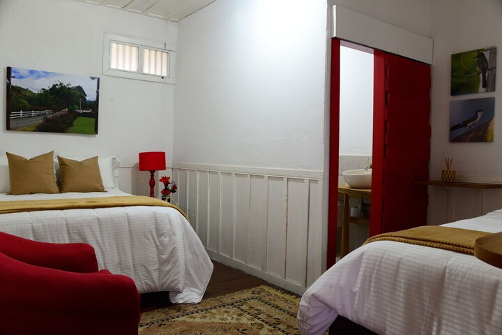 Room 7 of 72