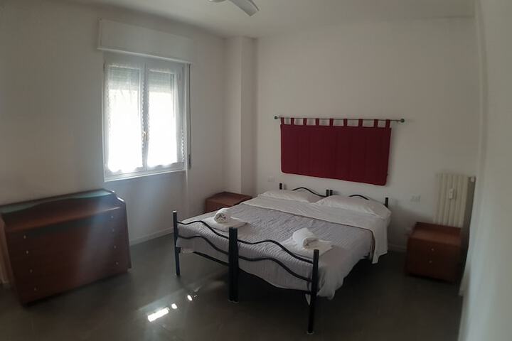 Room 20 of 103