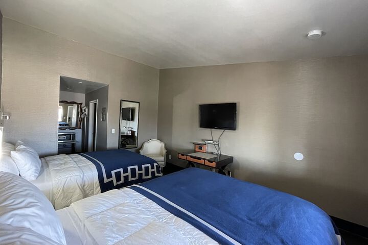 In-room business center