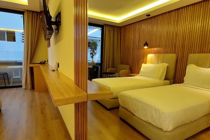 Room 36 of 84