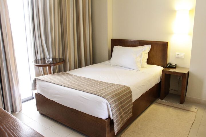 Room 18 of 29