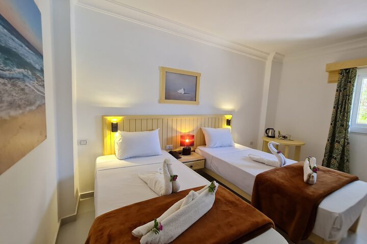 Room 21 of 56