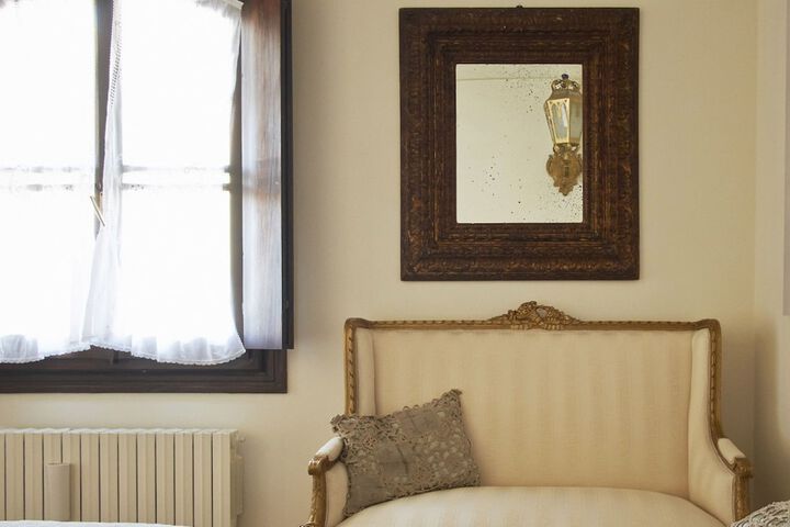 Room 26 of 70