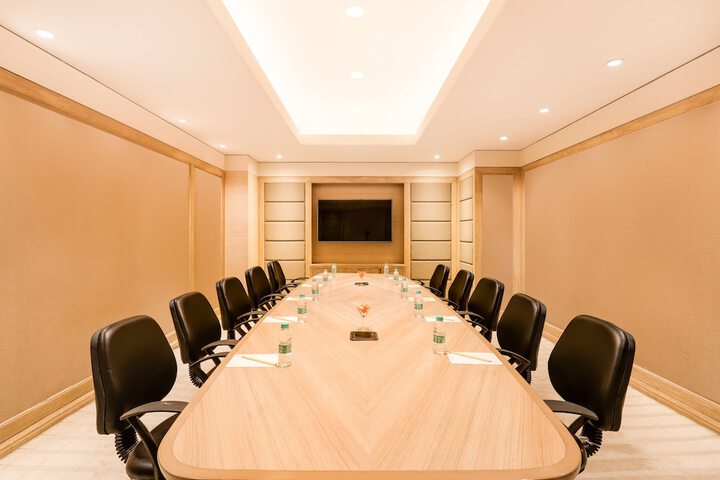 Business Center 57 of 63