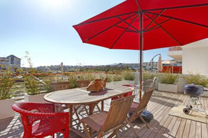 Terrace/Patio 2 of 25