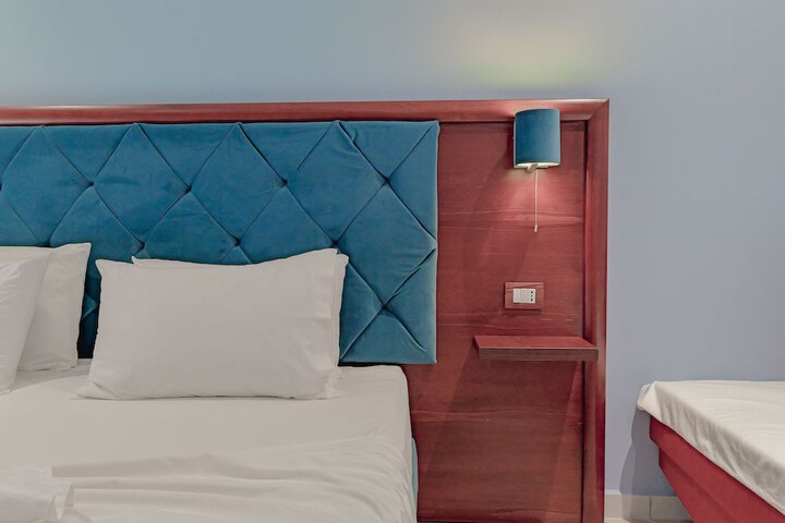 Room 27 of 101