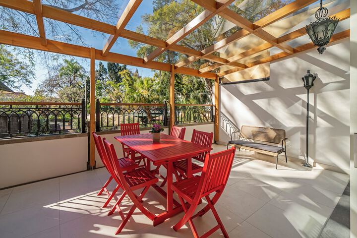 Terrace/Patio 25 of 49