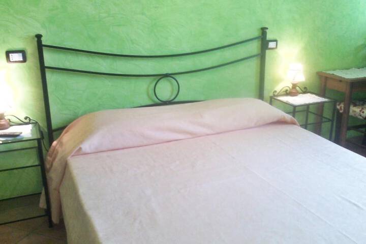 Room 8 of 36