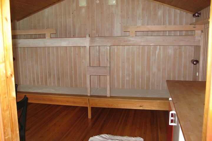 Room 5 of 24