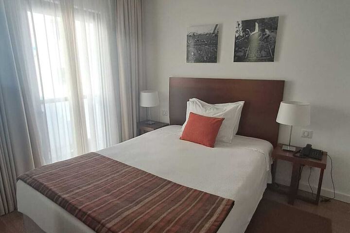 Room 36 of 72