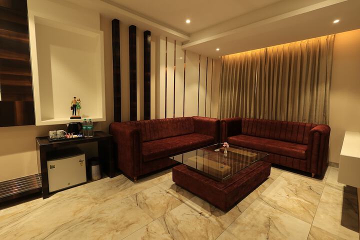 Room 55 of 75