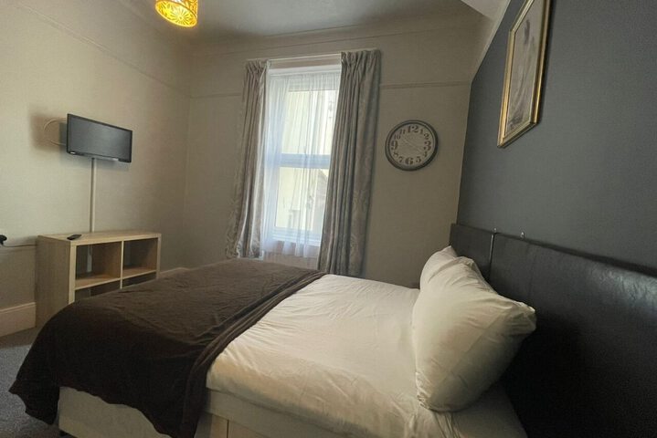 Room 20 of 74