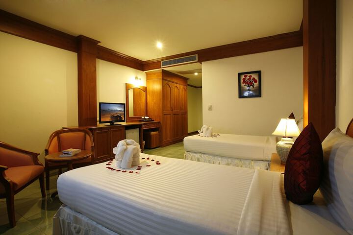 Room 18 of 46