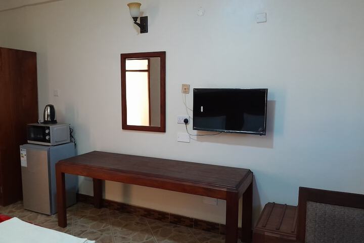 Room 3 of 19