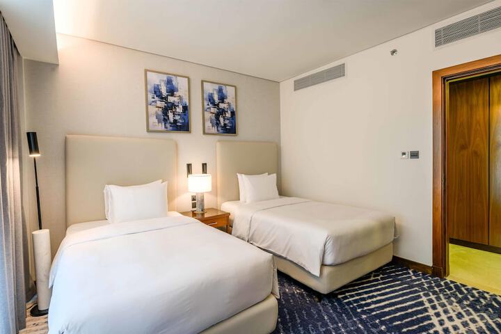 Room 37 of 106