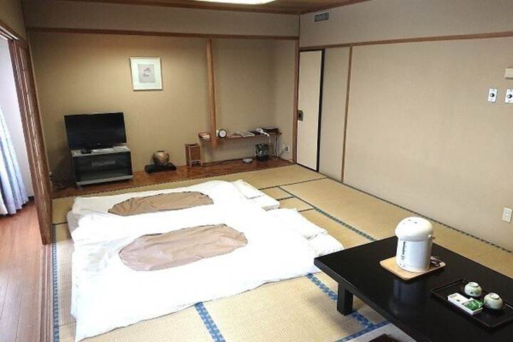 Room 47 of 116