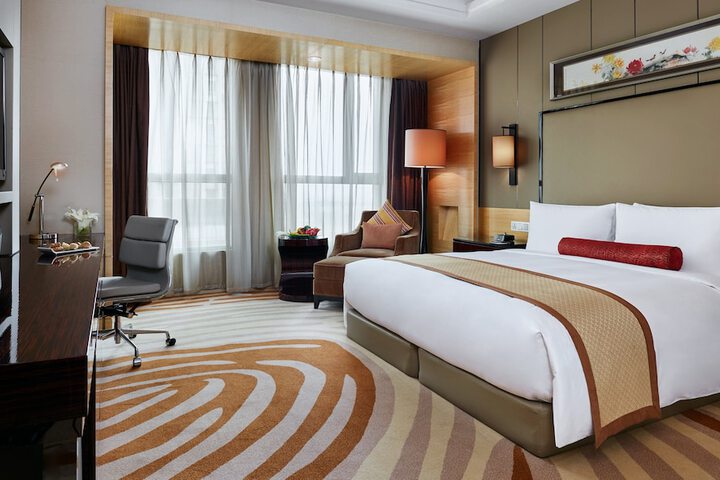 Room 15 of 63