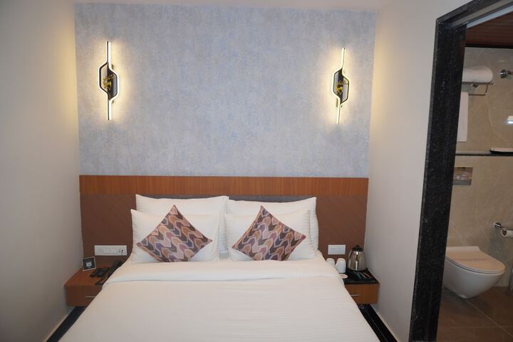 Room 42 of 68
