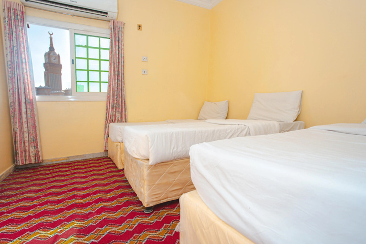 Room 4 of 19