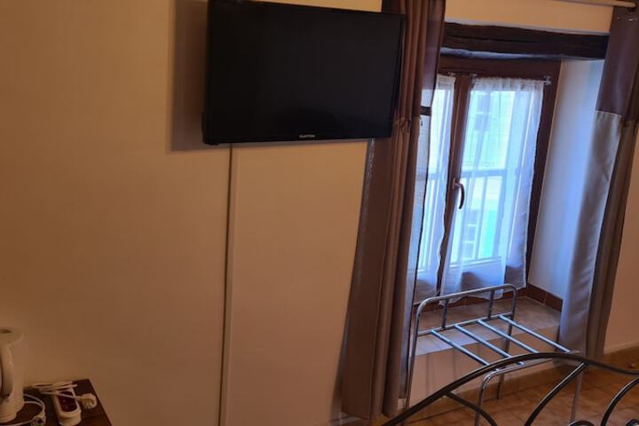 Room 20 of 111