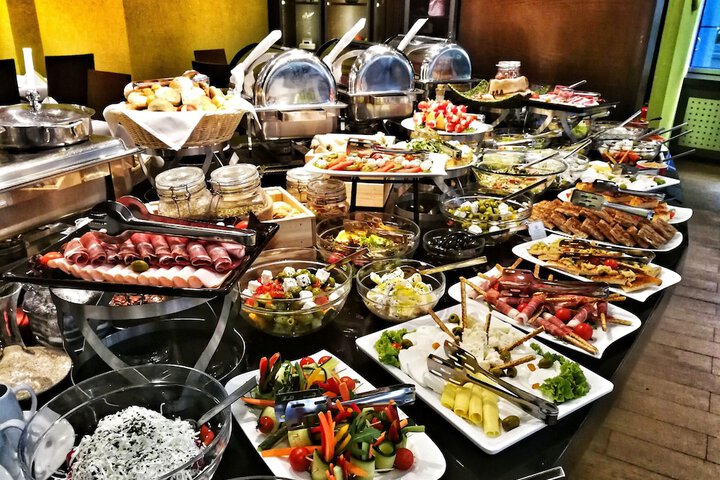 Dining 82 of 134