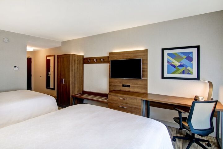Room 26 of 63