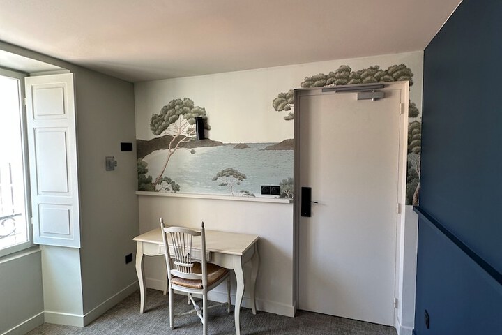 Room 26 of 50