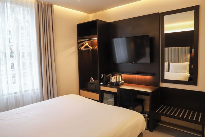 Room 47 of 68