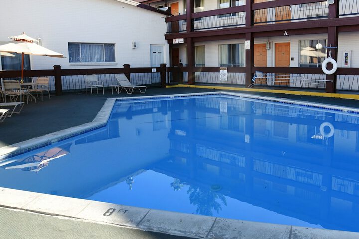 Pool 27 of 34